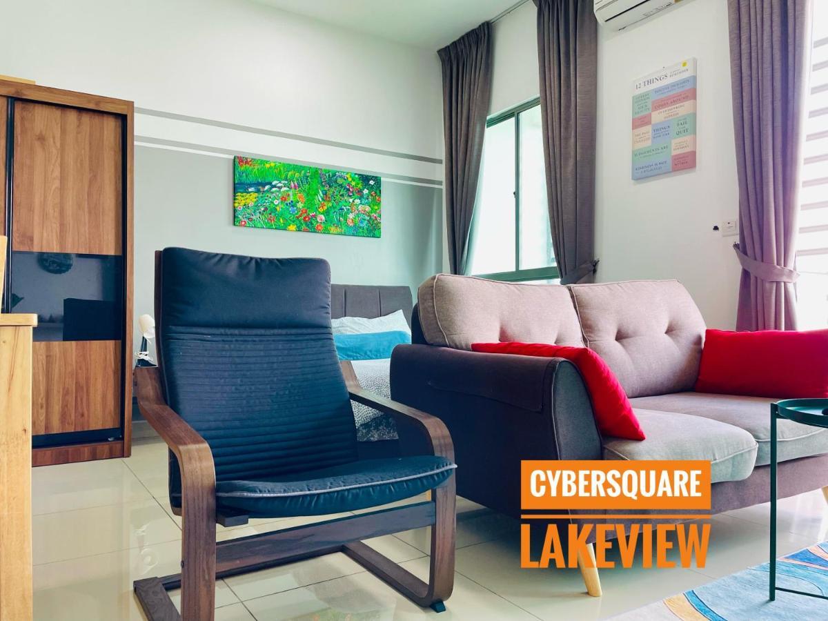 Cybersquare Lakeview With Netflix And Disney Hotstar Cyberjaya Dış mekan fotoğraf