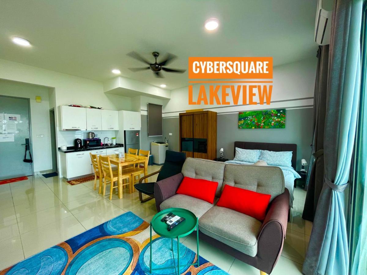 Cybersquare Lakeview With Netflix And Disney Hotstar Cyberjaya Dış mekan fotoğraf