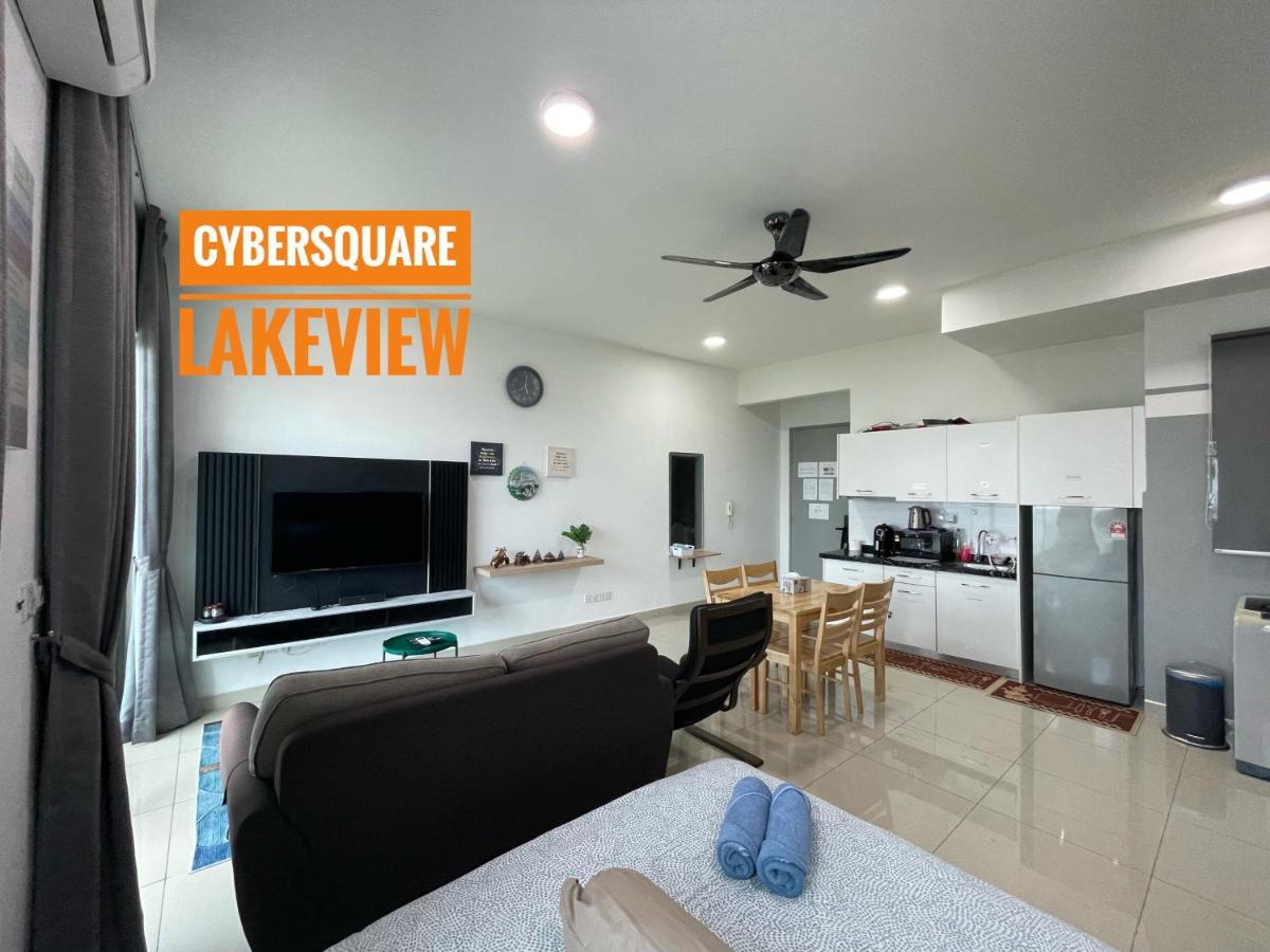 Cybersquare Lakeview With Netflix And Disney Hotstar Cyberjaya Dış mekan fotoğraf